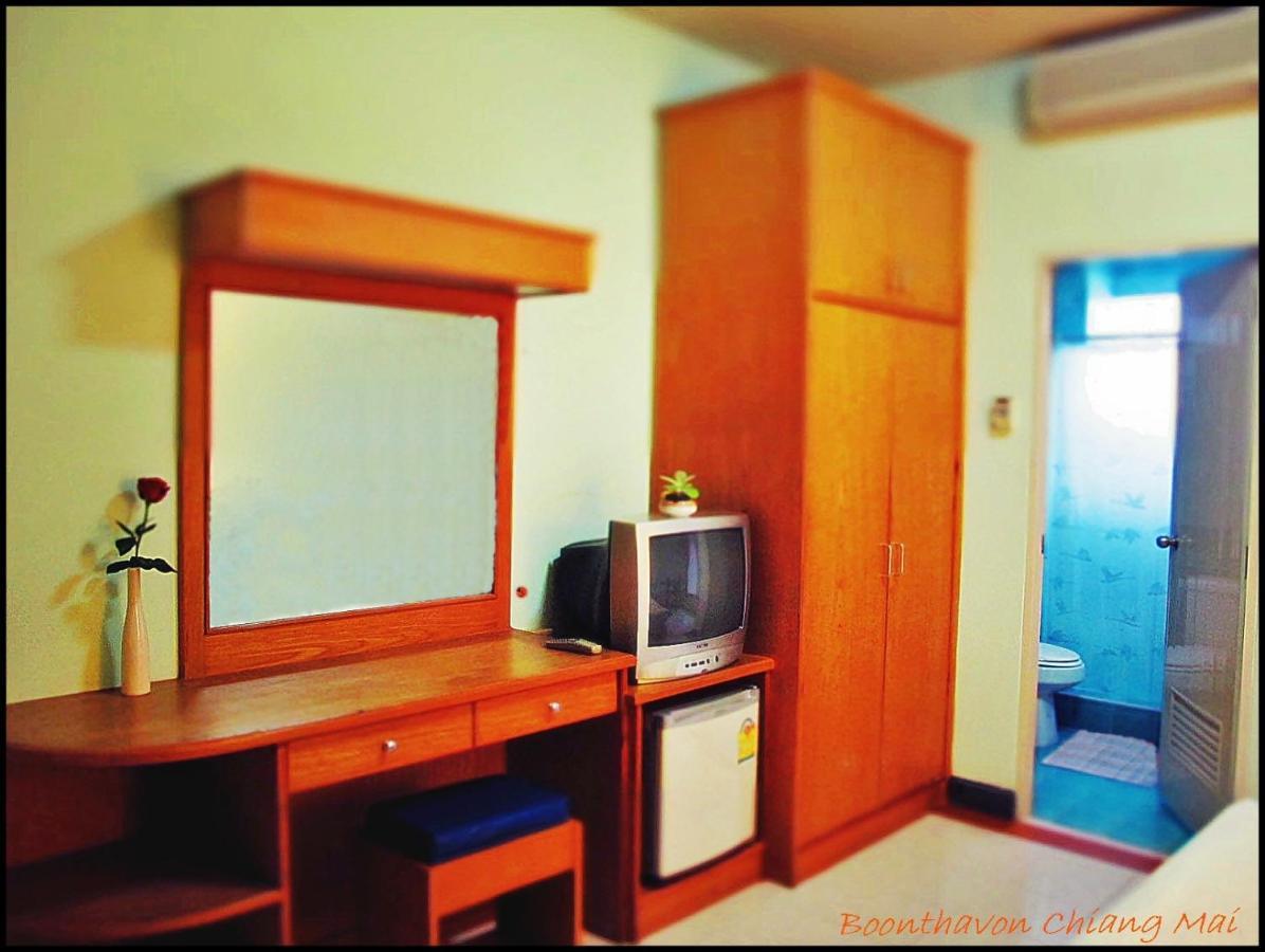 Boonthavon Aparthotel Chiang Mai Bagian luar foto